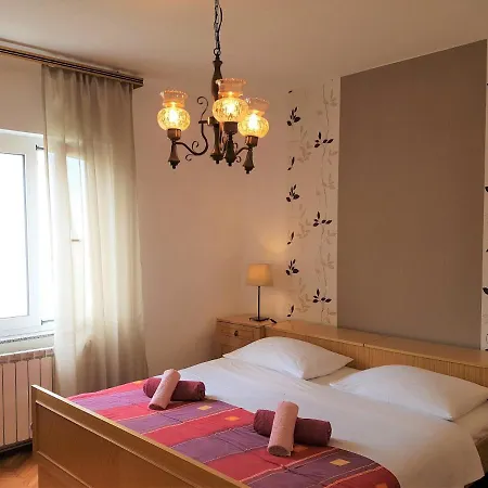 Apartament With A Parking Space Baska, Krk - 18878 *